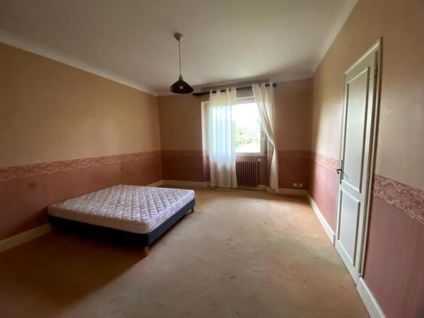 Propriété en pierre avec parc exceptionnel de 4,2 hectares au cœur de Nersac