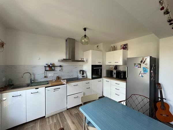 À LOUER - MAISON T4 - GIBAUDERIE