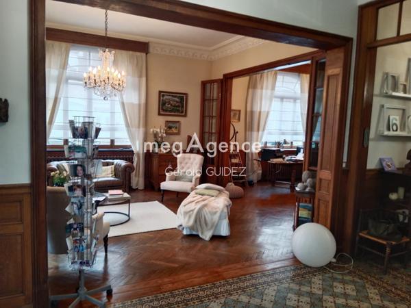 Maison à Douai, 59500 - 11 pièces 342m²
