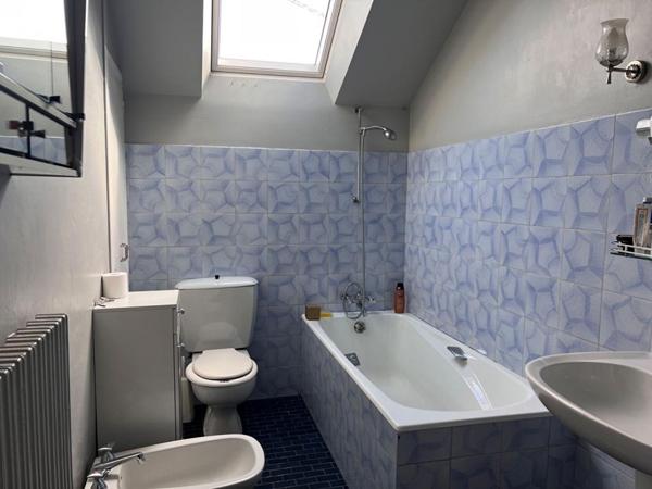 Charmante maison de ville - Beau potentiel proche du centre