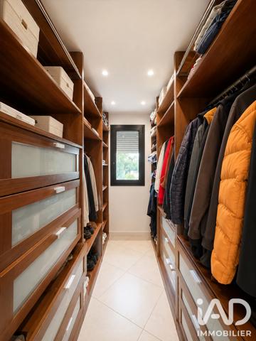 Maison à vendre 9 pièces 243 m² Angicourt