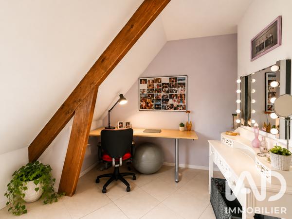 Maison à vendre 9 pièces 243 m² Angicourt