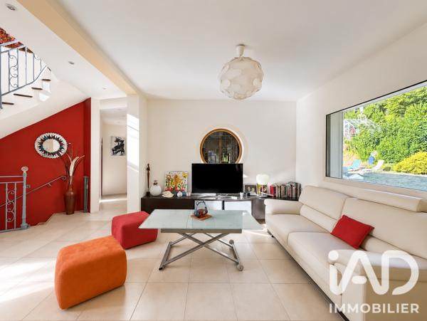 Maison à vendre 9 pièces 243 m² Angicourt