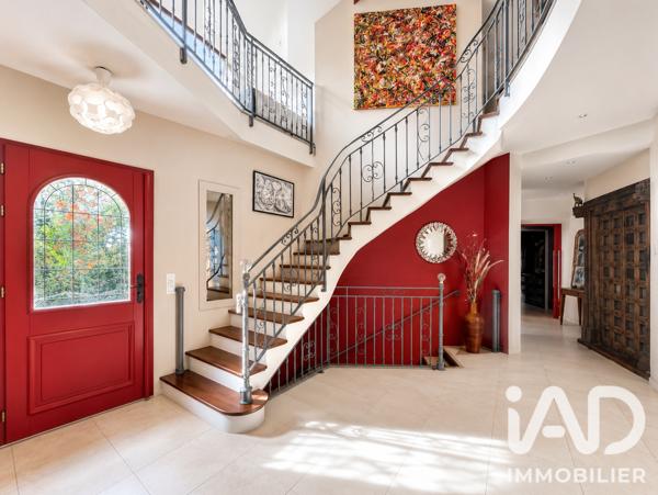 Maison à vendre 9 pièces 243 m² Angicourt