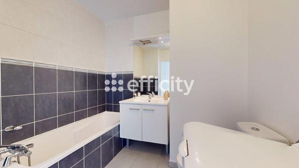 Appartement 2 pièces - 44 m² Exclusivité efficity