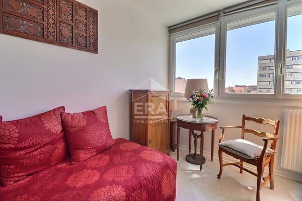 HYPER CENTRE COLOMBES ! APPARTEMENT 3 PIECES 65m2 LUMINEUX AVEC VUE TOUR EIFFEL