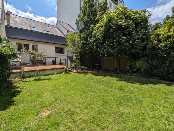 Vente immeuble Rennes : 725 000 € - AJP Immobilier Rennes Nord