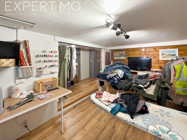 Eaubonne (95600) Eaubonne. Maison de 92 M2 sur sous-sol total.