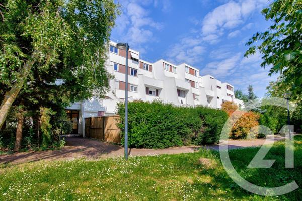 Appartement F5 à vendre  5 pièces - 105 m2 FONTENAY SOUS BOIS - 94