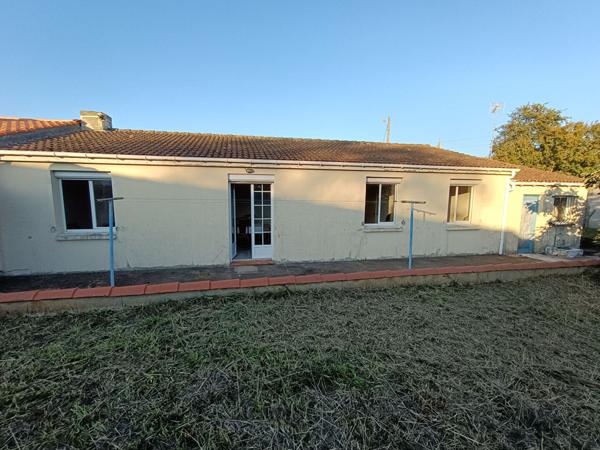 Maison Tonnay-Charente 96m² - 4 chambres - plain-pied