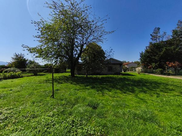 Maison Varilhes avec très grand terrain