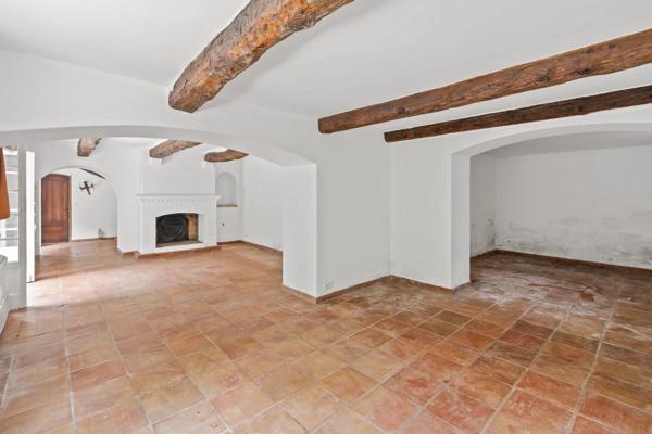 Proprieté de charme à rénover