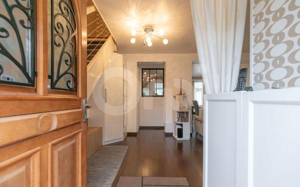 Maison à vendre    5 pièces • 95 m2 Coubron