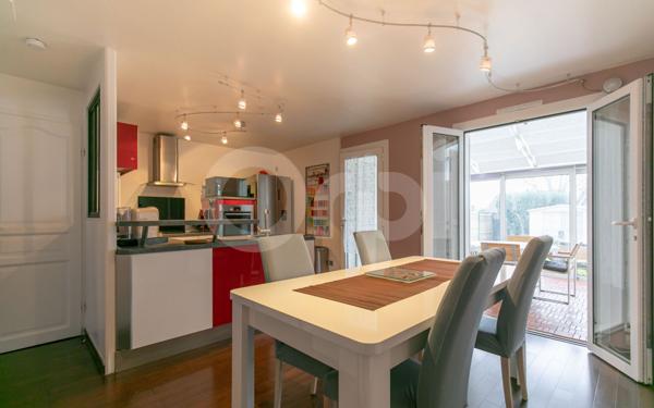 Maison à vendre    5 pièces • 95 m2 Coubron