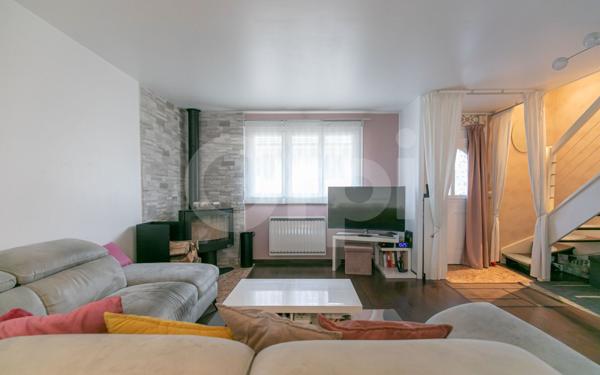 Maison à vendre    5 pièces • 95 m2 Coubron