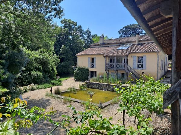 Belle Propriété avec Piscine et Gîte