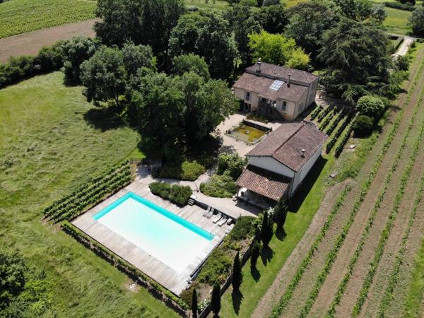 Belle Propriété avec Piscine et Gîte