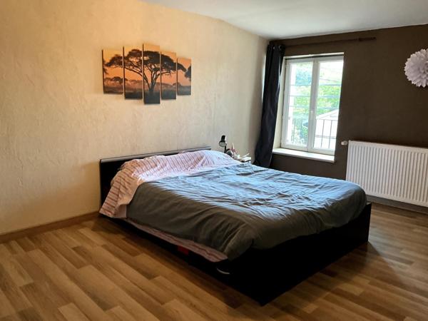 Maison 180 M2, 7 pièces ,5 chambres , garage, 16 ares de terrain