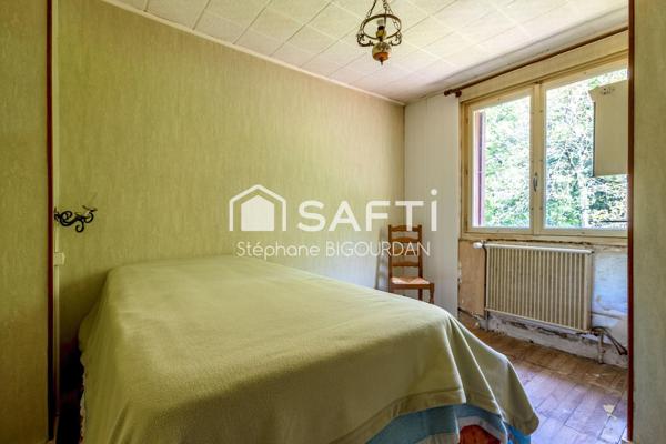 Maison Châtillon : 97m², 4 ch, terrain 350m², lisière forêt.
