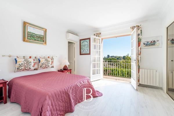 Le Rouret, Maison 5 Chambres -  301 m² à vendre