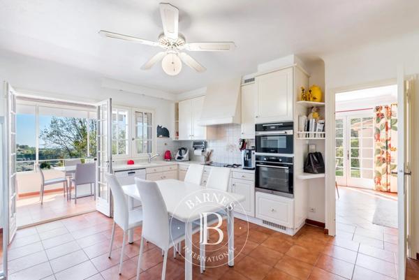 Le Rouret, Maison 5 Chambres -  301 m² à vendre