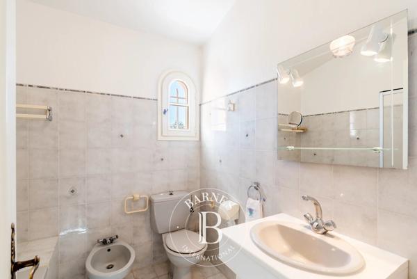 Le Rouret, Maison 5 Chambres -  301 m² à vendre