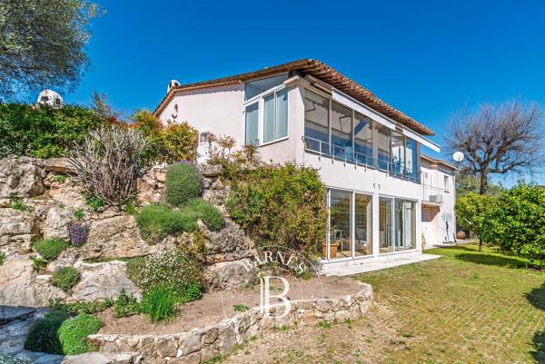 Le Rouret, Maison 5 Chambres -  301 m² à vendre