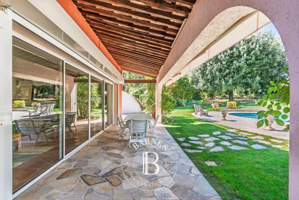 Le Rouret, Maison 5 Chambres -  301 m² à vendre
