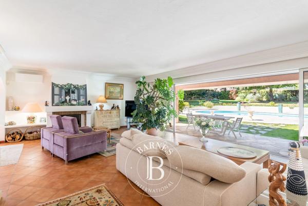 Le Rouret, Maison 5 Chambres -  301 m² à vendre