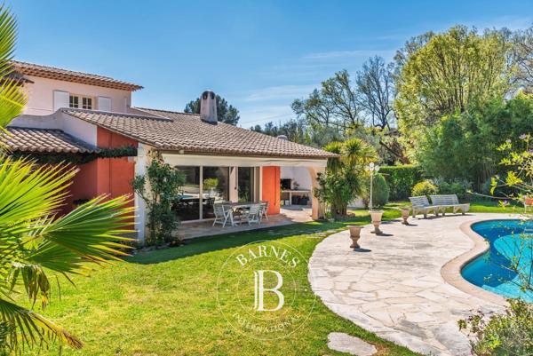 Le Rouret, Maison 5 Chambres -  301 m² à vendre