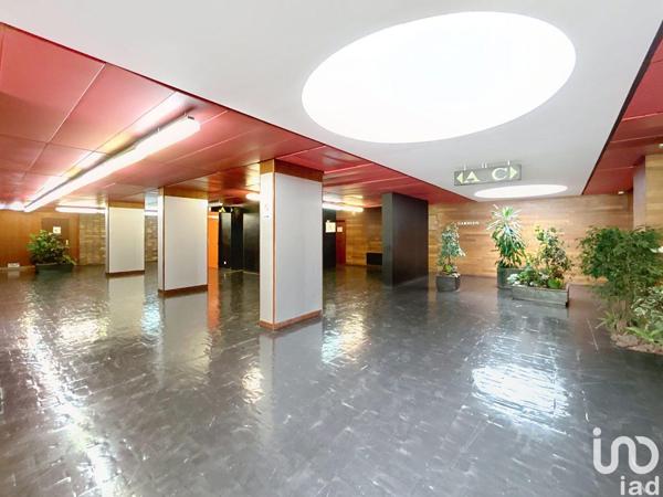 Apartment for sale 3 rooms 56 m² Paris 19