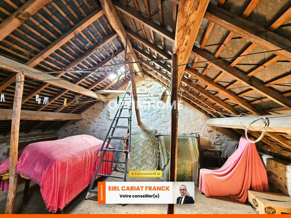 MAISON EN PIERRE DE 60 M², SUR 1629 M² DE TERRAIN AVEC DÉPENDANCES