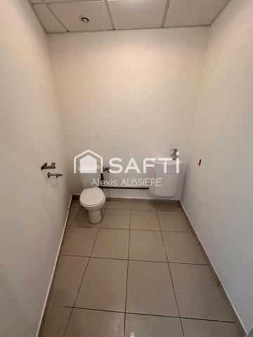 FOND DE COMMERCE 61 M2 SAUF RESTAURATION