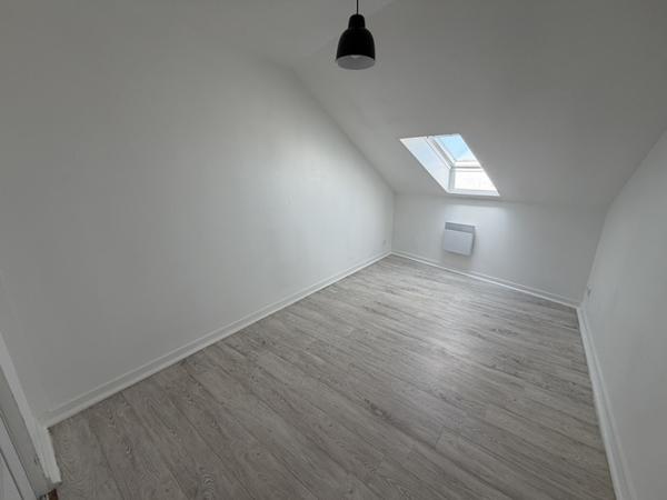 Appartement à louer 555 € CC Bessines-sur-Gartempe 3 p 54 m² DPE