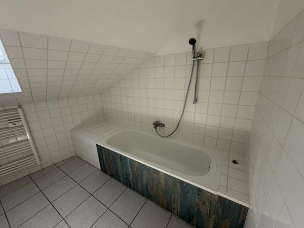 Appartement à louer 555 € CC Bessines-sur-Gartempe 3 p 54 m² DPE