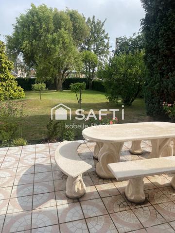 Belle maison à quelques minutes en voiture de la plage, et proche de toutes commodités