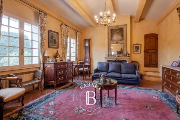 Cassis, Maison 6 Chambres -  240 m² à vendre