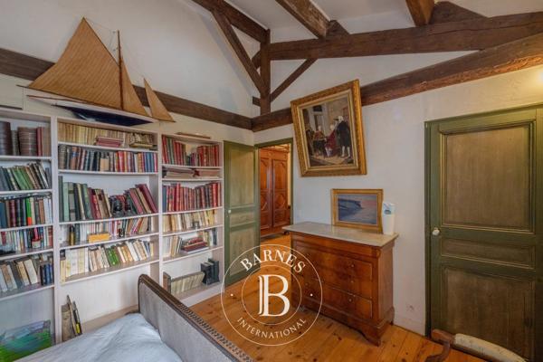 Cassis, Maison 6 Chambres -  240 m² à vendre