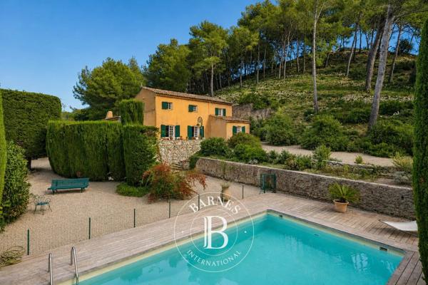 Cassis, Maison 6 Chambres -  240 m² à vendre
