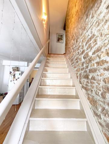 Immeuble d'une surface habitable de 196 m2 en plein coeur de Saint-Amour
