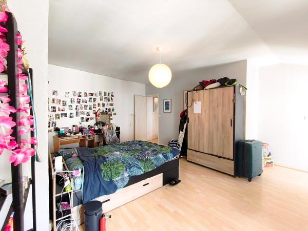 Immeuble d'une surface habitable de 196 m2 en plein coeur de Saint-Amour
