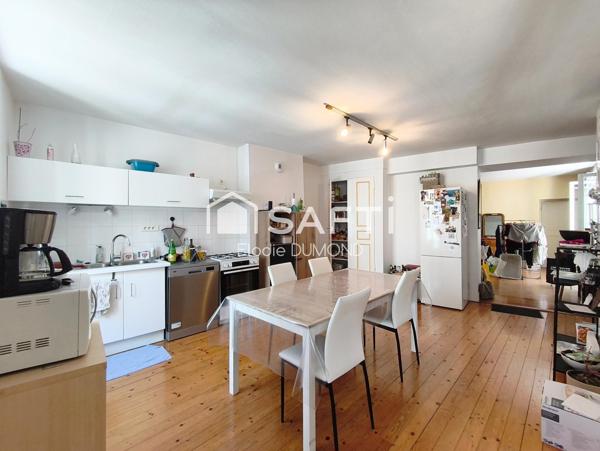 Immeuble d'une surface habitable de 196 m2 en plein coeur de Saint-Amour