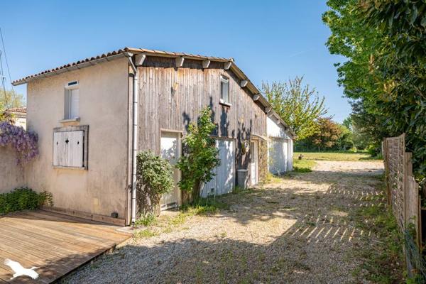 Maison à vendre |  Saintes |  7 pièces | 118 m²