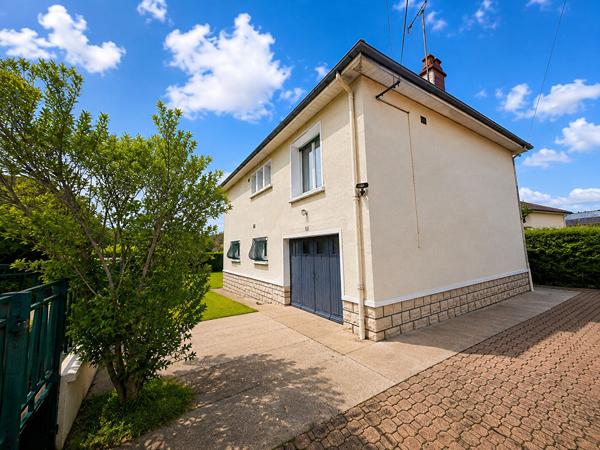 Maison Varennes Vauzelles Impasse 2 chambre Paris 2h30  proche toutes commodités