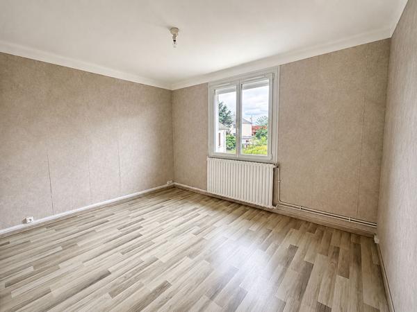 Maison Varennes Vauzelles Impasse 2 chambre Paris 2h30  proche toutes commodités