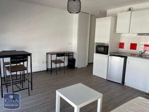 Appartement à louer 1 pièce 23.47m²