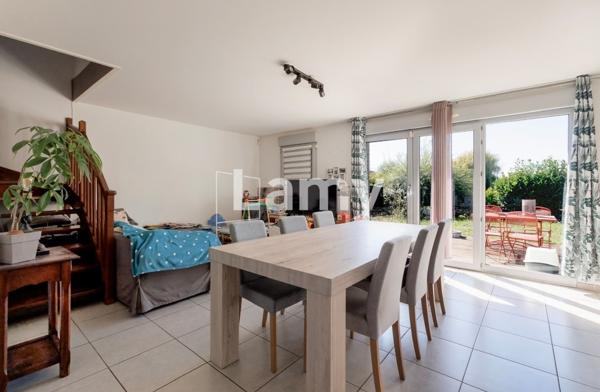 Maison semi indivduelle - jardin + garage