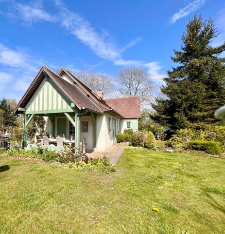 à 5 minutes de Blangy le château, maison tout confort avec piscine