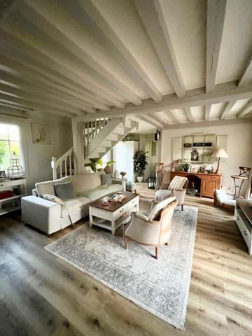 à 5 minutes de Blangy le château, maison tout confort avec piscine