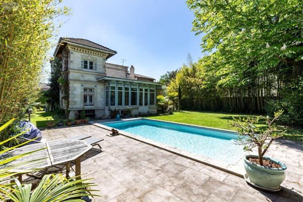 Maison de maître à vendre à Bordeaux en Gironde (33000), ref : 33010/91